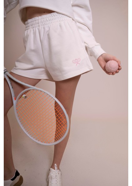 Delicate Kadın Ekru Spor Şort - Rahat Kesim, Şık Tenis Raketi Detaylı fiyatları