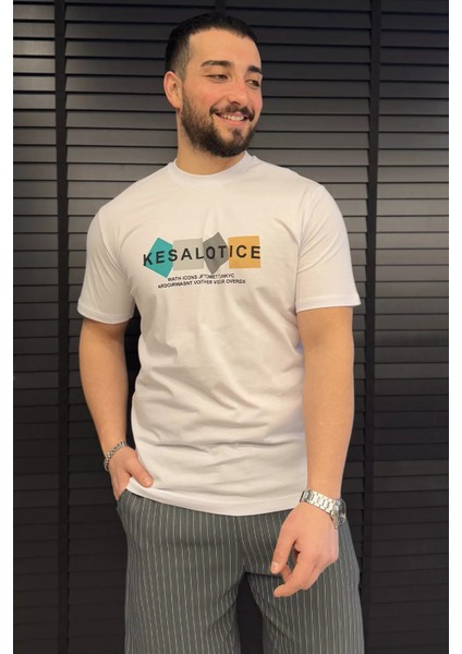 Erkek Bisiklet Yaka Baskılı Tişört P-00015048 fiyatları