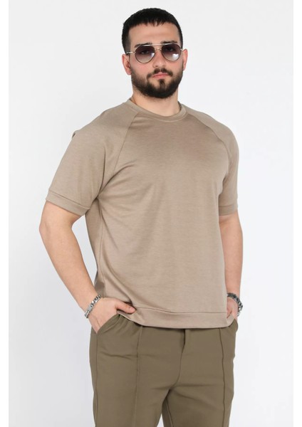 Erkek Bisiklet Yaka Kendinden Desenli Amblem Detaylı Tişört P-00015041