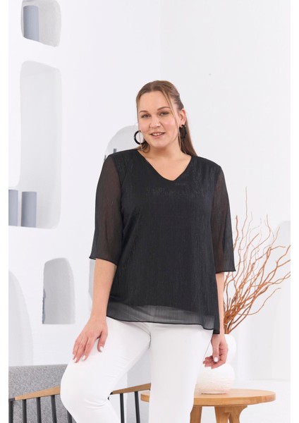 V Yaka Desenli Büyük Beden Siyah Bluz