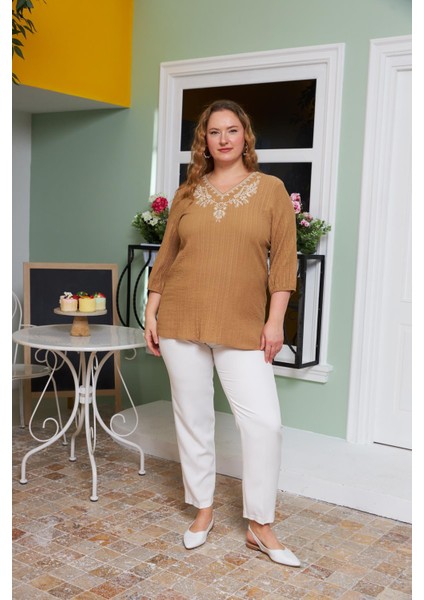 Yaka Nakış ve Taş Detaylı Büyük Beden Krinkıl Bluz Vizon indirimleri