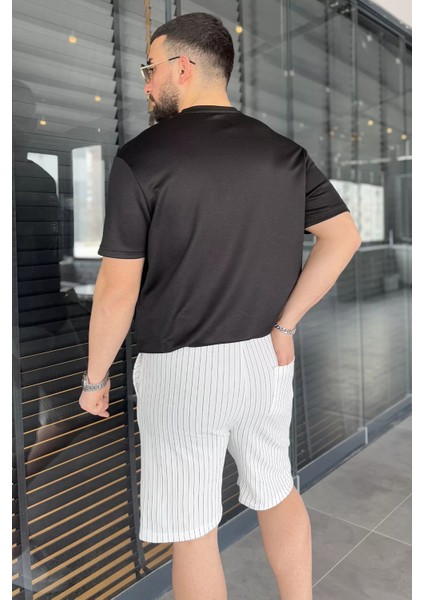 Erkek Çift Cepli Bel Lastikli Çizgi Desenli Şort fırsatları
