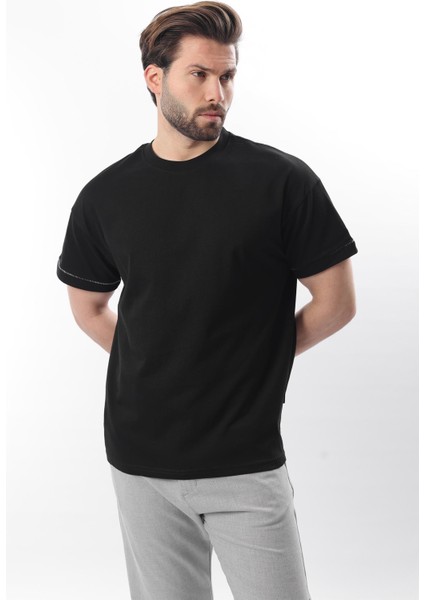 Siyah Bisiklet Yaka Çoban Dikişli Overfit Erkek T-Shirt E7103