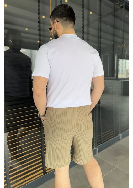 Erkek Çift Cepli Bel Lastikli Çizgi Desenli Şort fırsatları