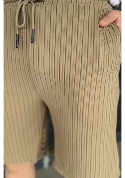 Erkek Çift Cepli Bel Lastikli Çizgi Desenli Şort indirimleri