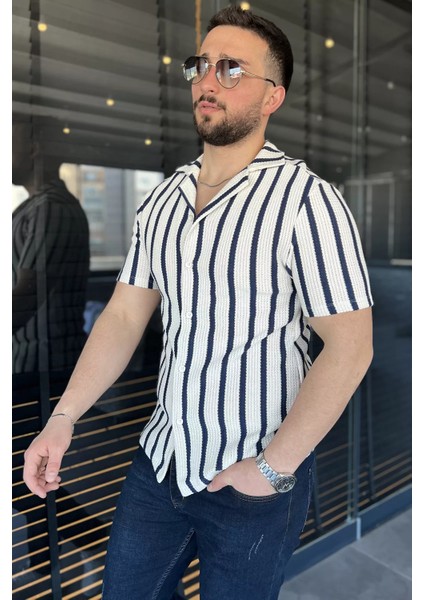 Erkek Devrik Yaka Ajurlu Çizgi Desenli Gömlek