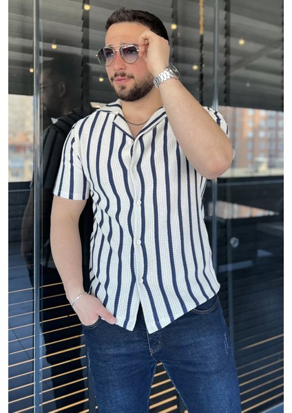 Erkek Devrik Yaka Ajurlu Çizgi Desenli Gömlek fiyatları