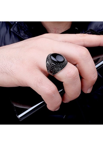 925 Ayar Gümüş Onix Taşlı Oval Model Erkek Yüzük fırsatları