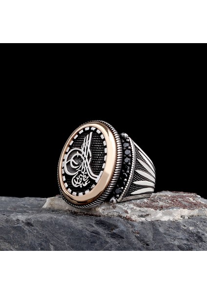 925 Ayar Gümüş Tuğra Motifli Mikro Taşlı Model Erkek Yüzük fiyatları