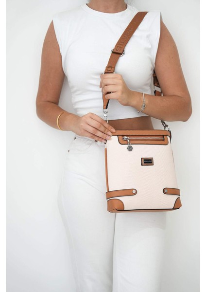 Kadın Çapraz Çanta 1120 M86 44916 Bej Mat A.taba