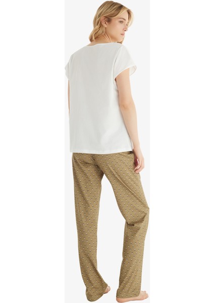 Kadın Pijama Takımı 51865 - Beyaz fiyatları
