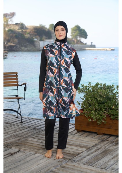 kadın Tam Kapalı Fermuarlı Çizgi Desenli Tesettür Mayo Siyah