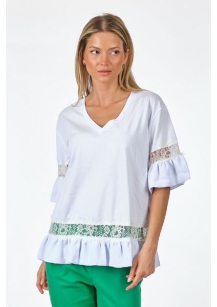 Oversize V Yaka Dantelli Kadın T-Shirt - Günlük Stil