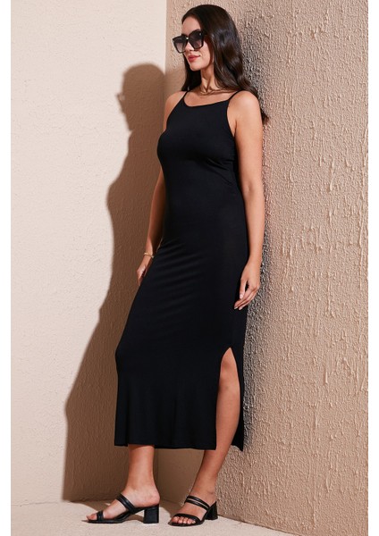 Slim Fit Yırtmaç Detaylı Midi Boy Elbise Bayan Elbise 5866224