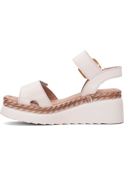 2512303Y Kadın Deri Dolgu Topuk Sandalet Bej modelleri