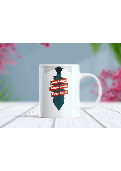 Babalar Günün Kutlu Olsun Isimli Babaya Özel Kupa Bardak