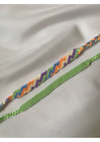 Yeşil Pastel Zikzak Desenli Örgü Bileklik 2'li Set