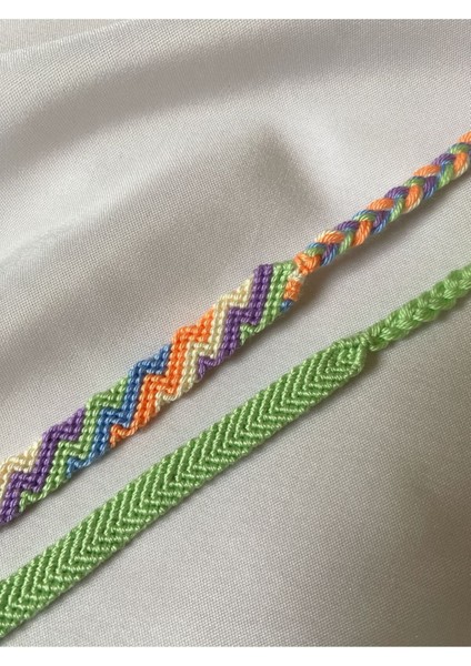 Yeşil Pastel Zikzak Desenli Örgü Bileklik 2'li Set