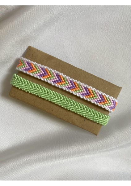 Yeşil Beyaz Çerçeveli Pastel Renkli Chevron Örgü Bileklik 2'li Set modelleri