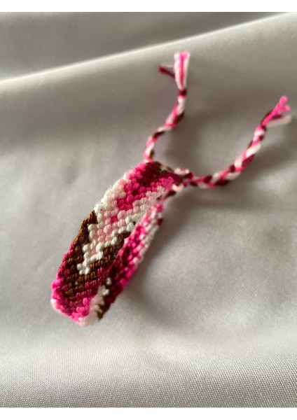 Kahverengi Pembe Desenli Bileklik Örgü El Işi Bileklik