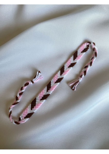 Kahverengi ve Pembe 3 Renkli Asimetrik Chevron Bileklik El Işi Örgü Bileklik fiyatları