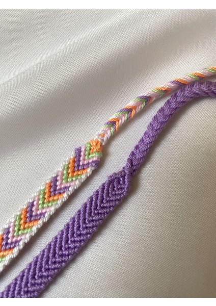Mor Tek Renkbeyaz Çerçeveli Pastel Renkli Chevron Örgü Bileklik 2'li Set