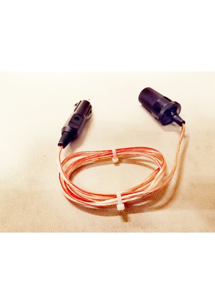 12 ve 24 Volt Uyumlu Araç Çakmaklık Uzatma Kablosu - 5 Metre