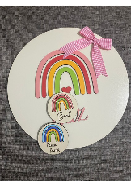 Rainbow Gökkuşağı Desenli Kişiye Özel Çocuk ve Bebek Odası Ahşap Kapı Süsü ve 20 Adet Magnet Seti
