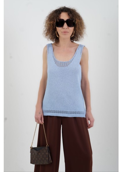 Mavi Delikli Triko Atlet