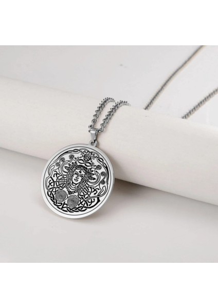 925 Ayar Gümüs Iskandinav Mitolojisinde Freyja Tanrıçası Kolye fiyatları