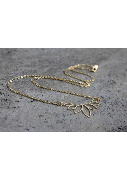 Has Altın Kaplama Yaprak Desenli 925K Kolye