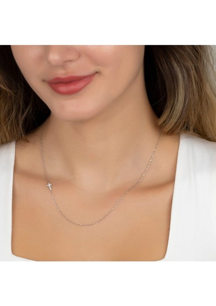 925 Ayar Gümüş Yan Model Haç Kolye