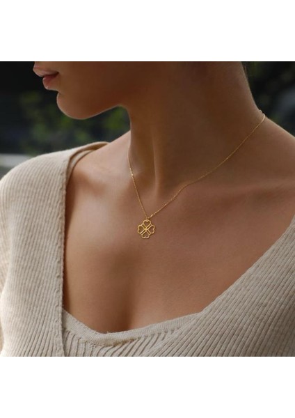 925 Ayar Gümüş Tasarım Kalp Kolye modelleri