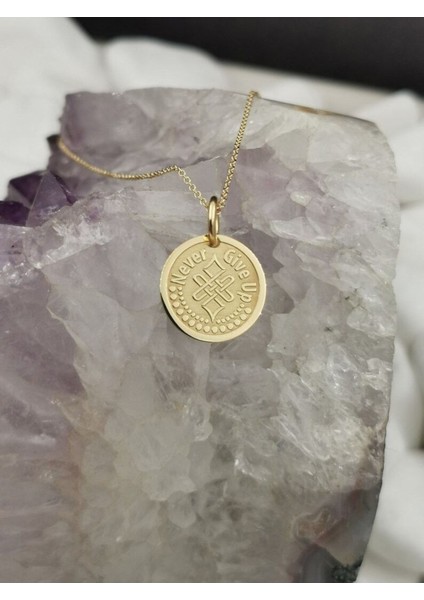 Has Altın Kaplama Never Give Up 925K Kolye