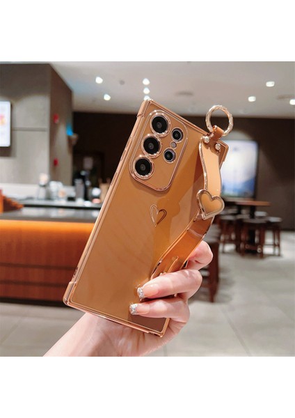 Samsung Galaxy S24 Ultra Kılıf Elektroliz Kalp Desenli Tpu Telefon Arka Kapak Bileklik Kickstand-Kahverengi (Yurt Dışından)