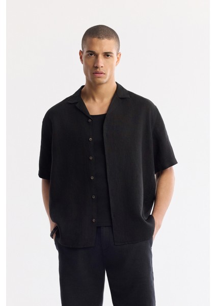 Erkek Siyah Oversize Fit Apaj Yaka %100 Keten Kısa Kol Rahat Kesim Gömlek A51y2209