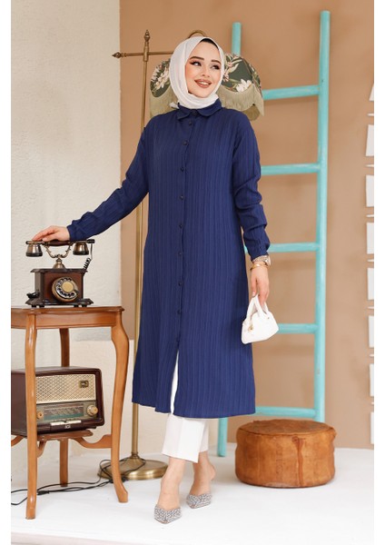 Düğmeli Lacivert Tesettür Tunik 70381L