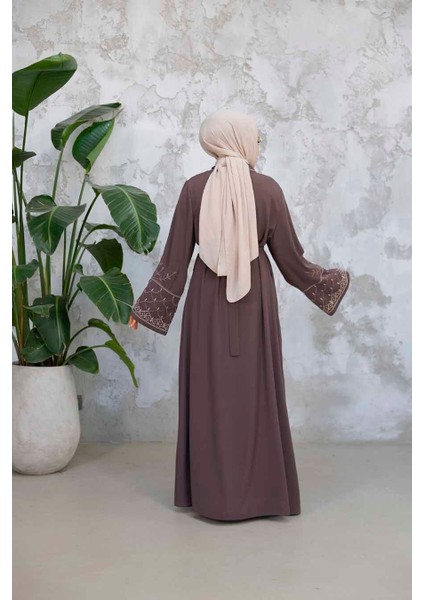 Nakış Desenli Kahverengi Tesettür Abaya Takım 29126KH modelleri