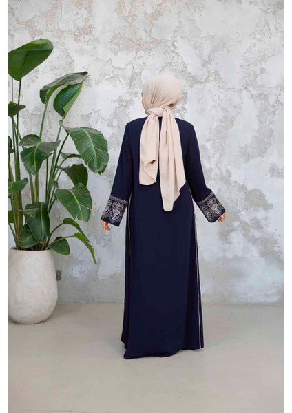 Fermuarlı Lacivert Tesettür Abaya 41568L fırsatları