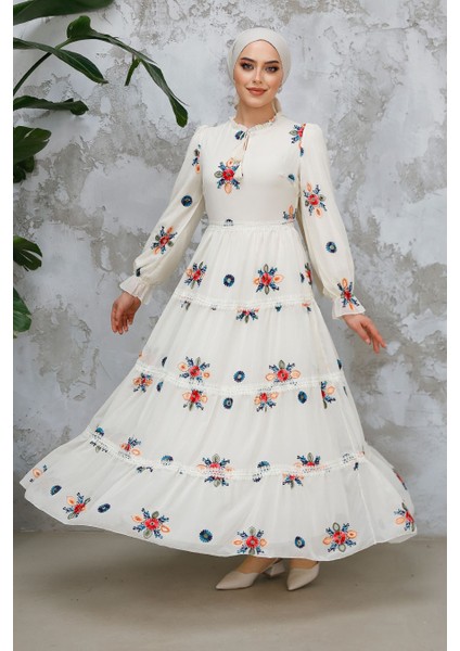 Nakış Desenli Ekru Tesettür Elbise 45541E