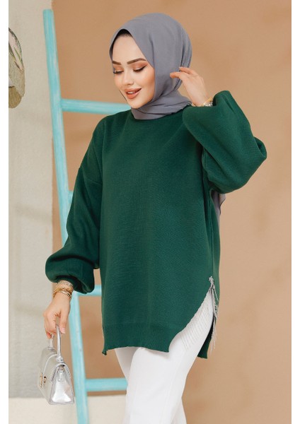 Zincir Detaylı Zümrüt Yeşili Tesettür Kazak Tunik 17202ZY
