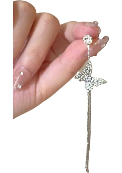 Şık ve Narin Saplama Küpeler (Yurt Dışından)