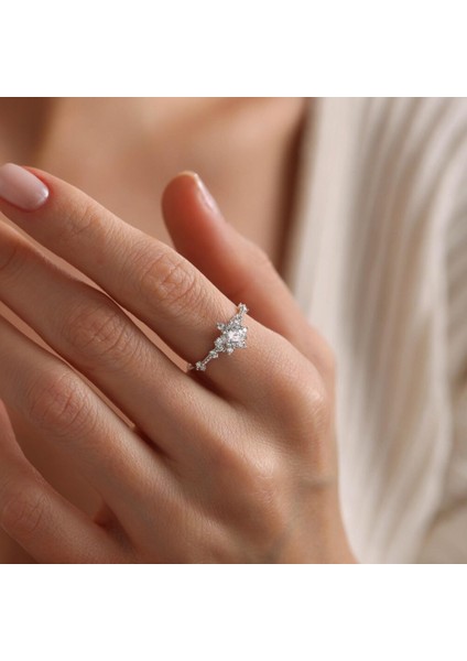 Lotus Beyaz Altın Tektaş Yüzük modelleri