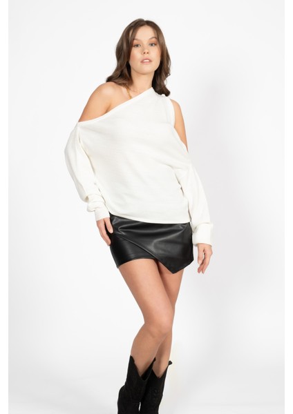 Rtd&vld Kadın VITA182 Shovlder Tek Kol Asimetrik Triko Bluz Beyaz fiyatları