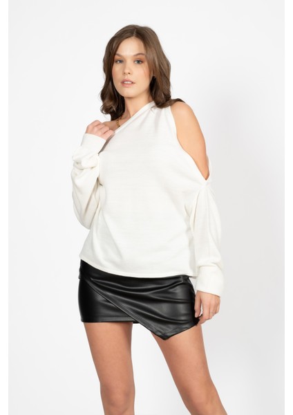 Rtd&vld Kadın VITA182 Shovlder Tek Kol Asimetrik Triko Bluz Beyaz modelleri