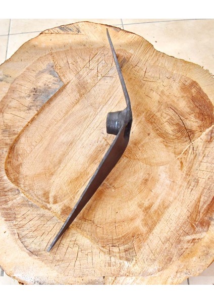 Tapan Bağ Bahçe Kazması 49X8,5 cm Tek Parça Kaynaksız