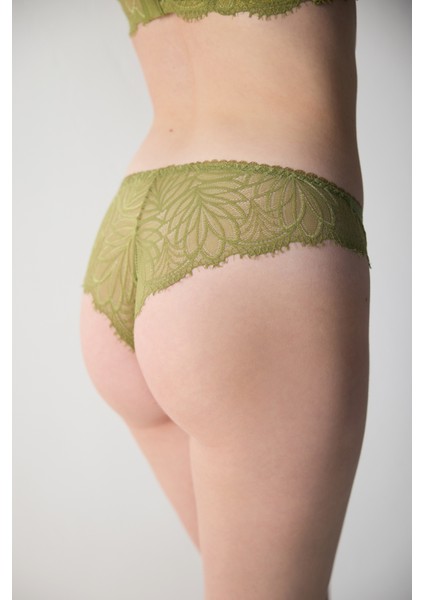 Önü Kumaş Arkası Püsküllü Dantelli Brazilian Külot fiyatları