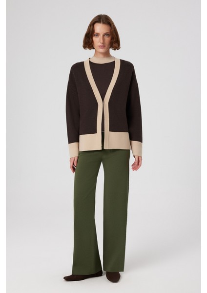 Yeşil Cep Detaylı Fermuarlı Kadın Pantolon