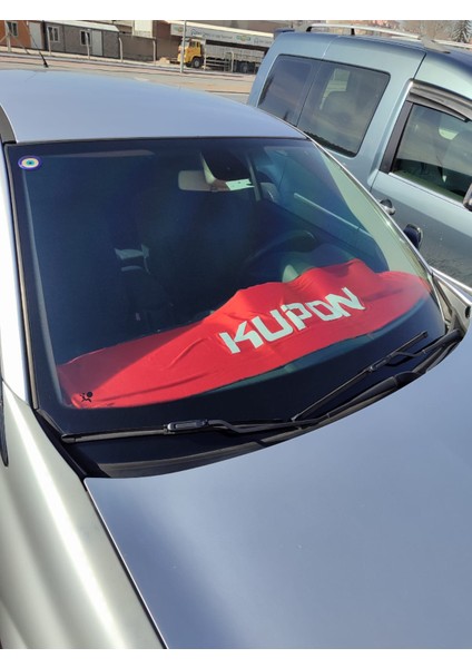 Kupon Baskılı Oto Göğüs Örtüsü Kırmızı