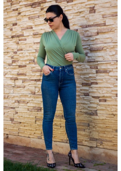 Kadın Yeşil Kruvaze Kapamalı Sandy Kumaş Bluz 25KBLZ4058 modelleri